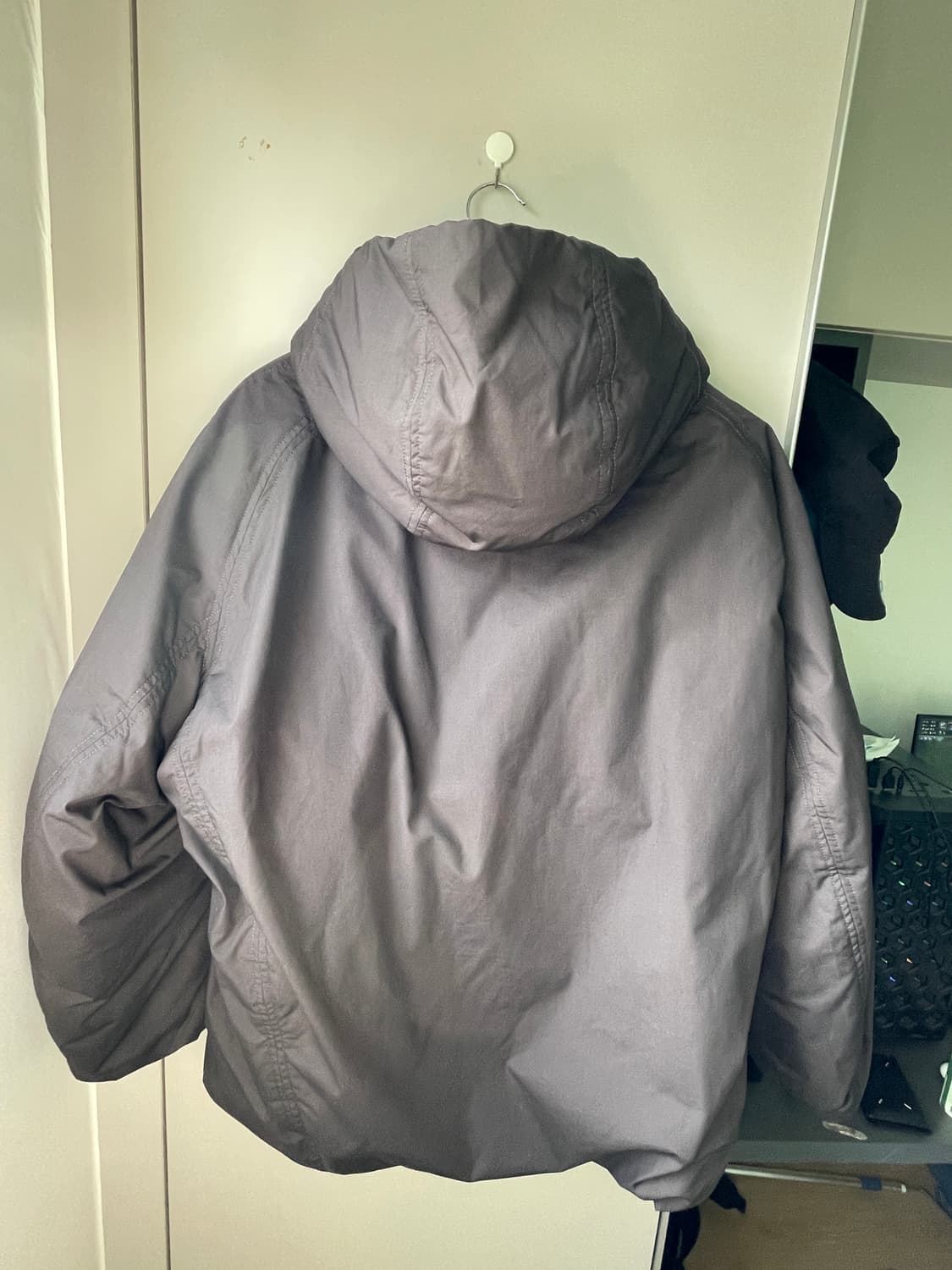 유니클로 u 퍼프테크 볼륨파카 다크브라운 xl 상품이미지4