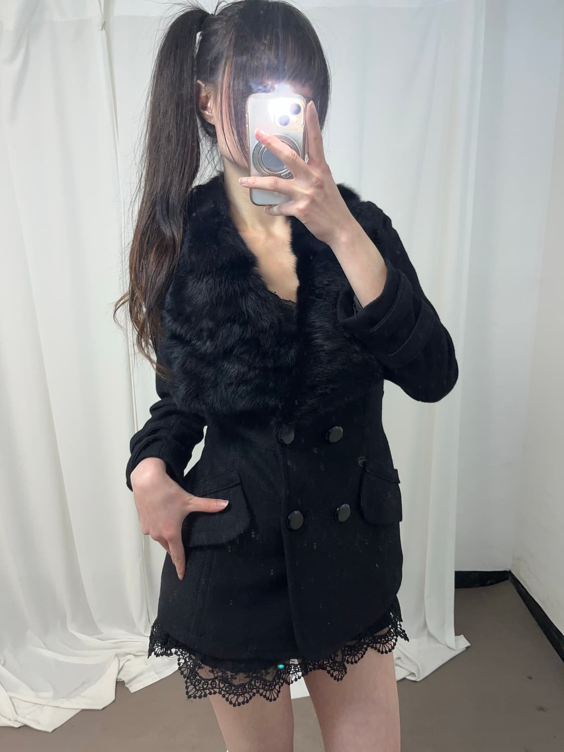 오네걀st 카라 래빗퍼 트리밍 코트 상품이미지2