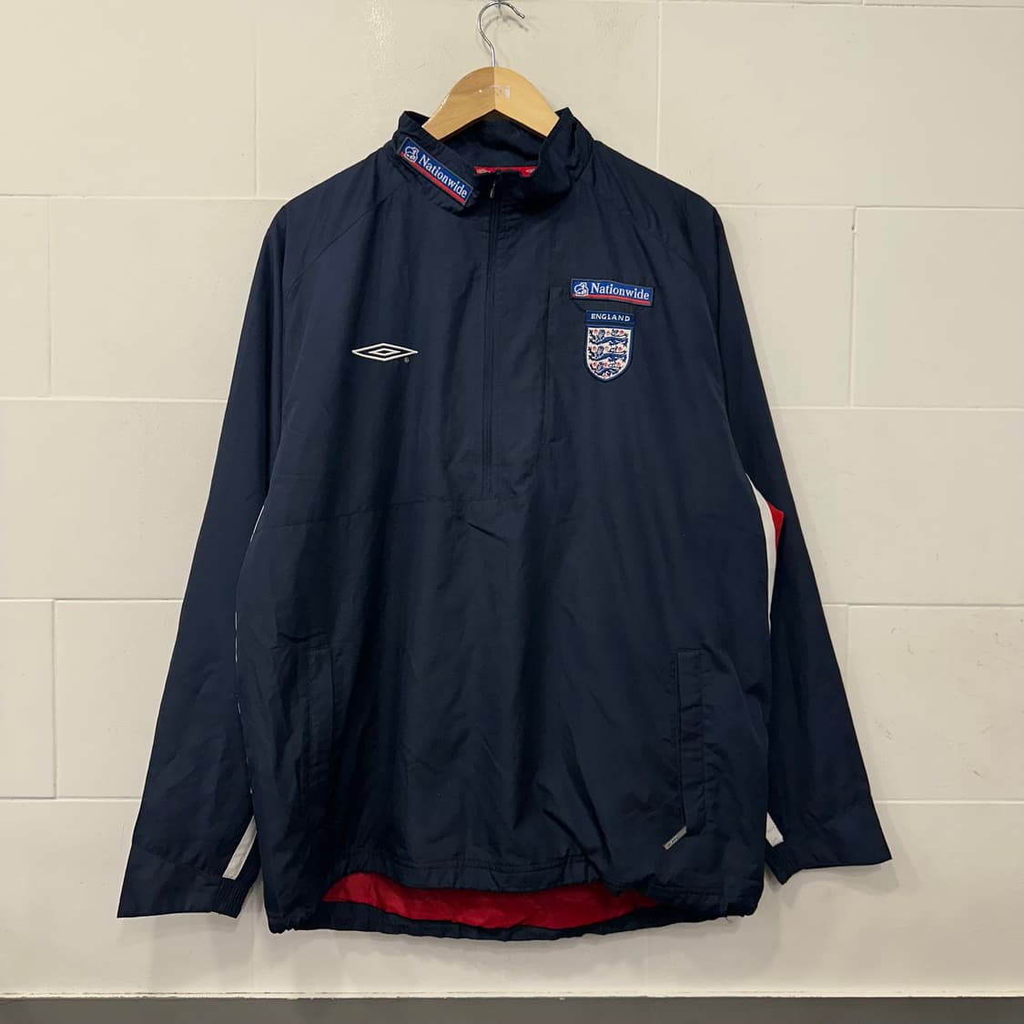 엄브로 잉글랜드 반집업 바람막이 상품이미지1