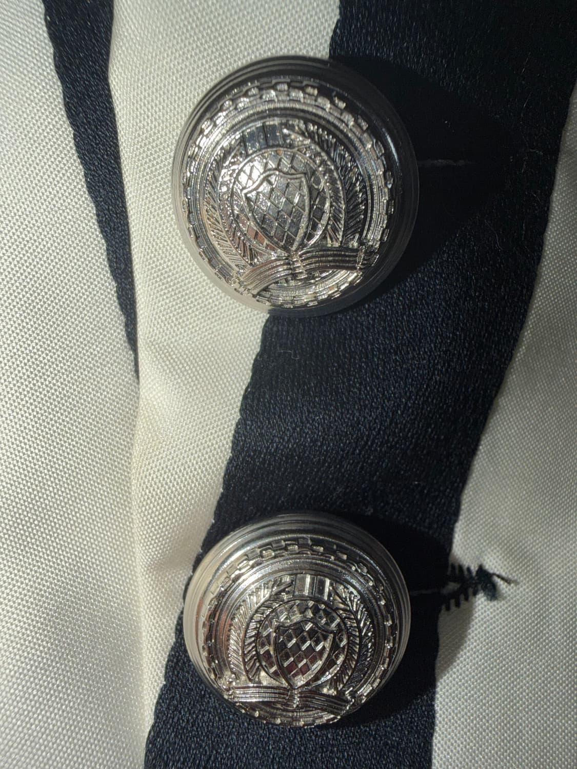 발망 13aw 오버숄더 스트라이프 테일러드 블레이저 상품이미지7