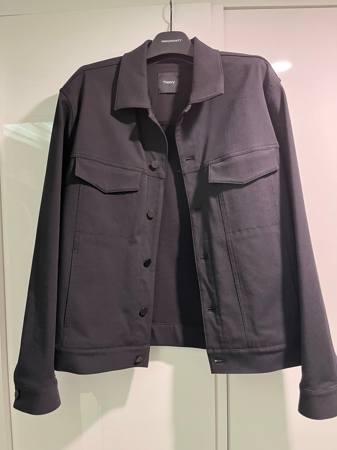 띠어리 트러커 상품이미지1