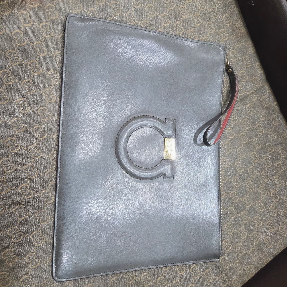 페라가모 간치니 클러치 상품이미지1