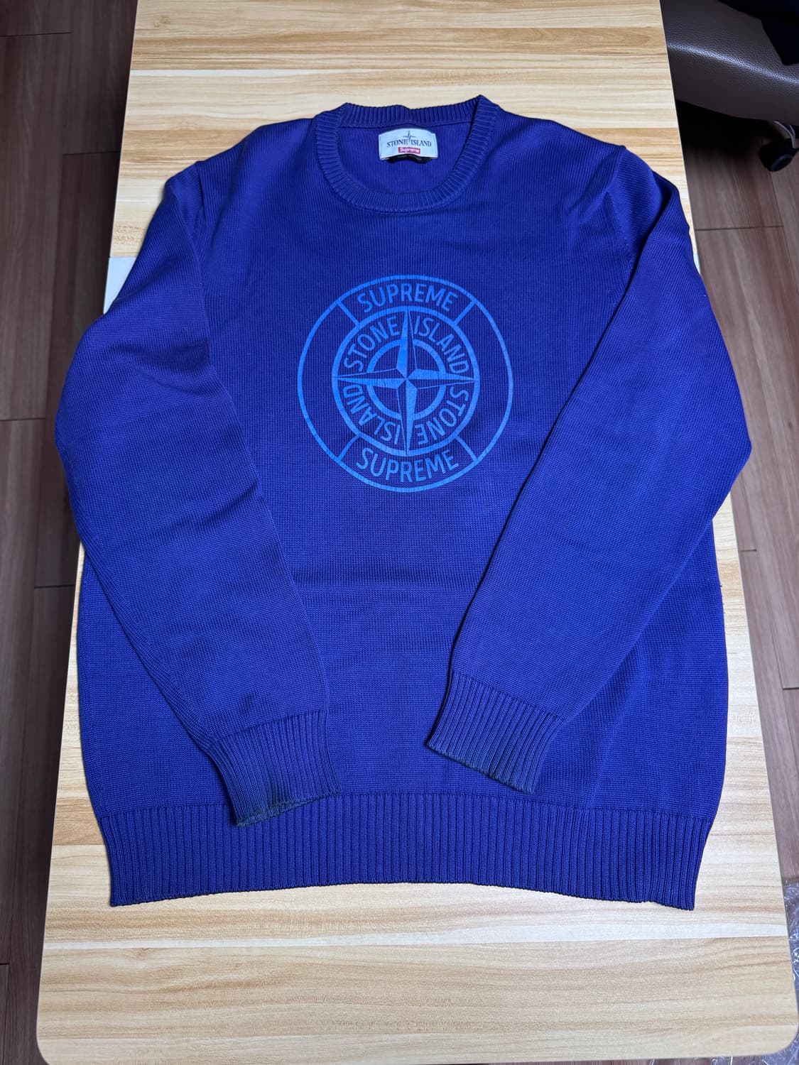 슈프림x스톤아일랜드 리플렉티브 콤파스 니트 블루 XL 상품이미지1