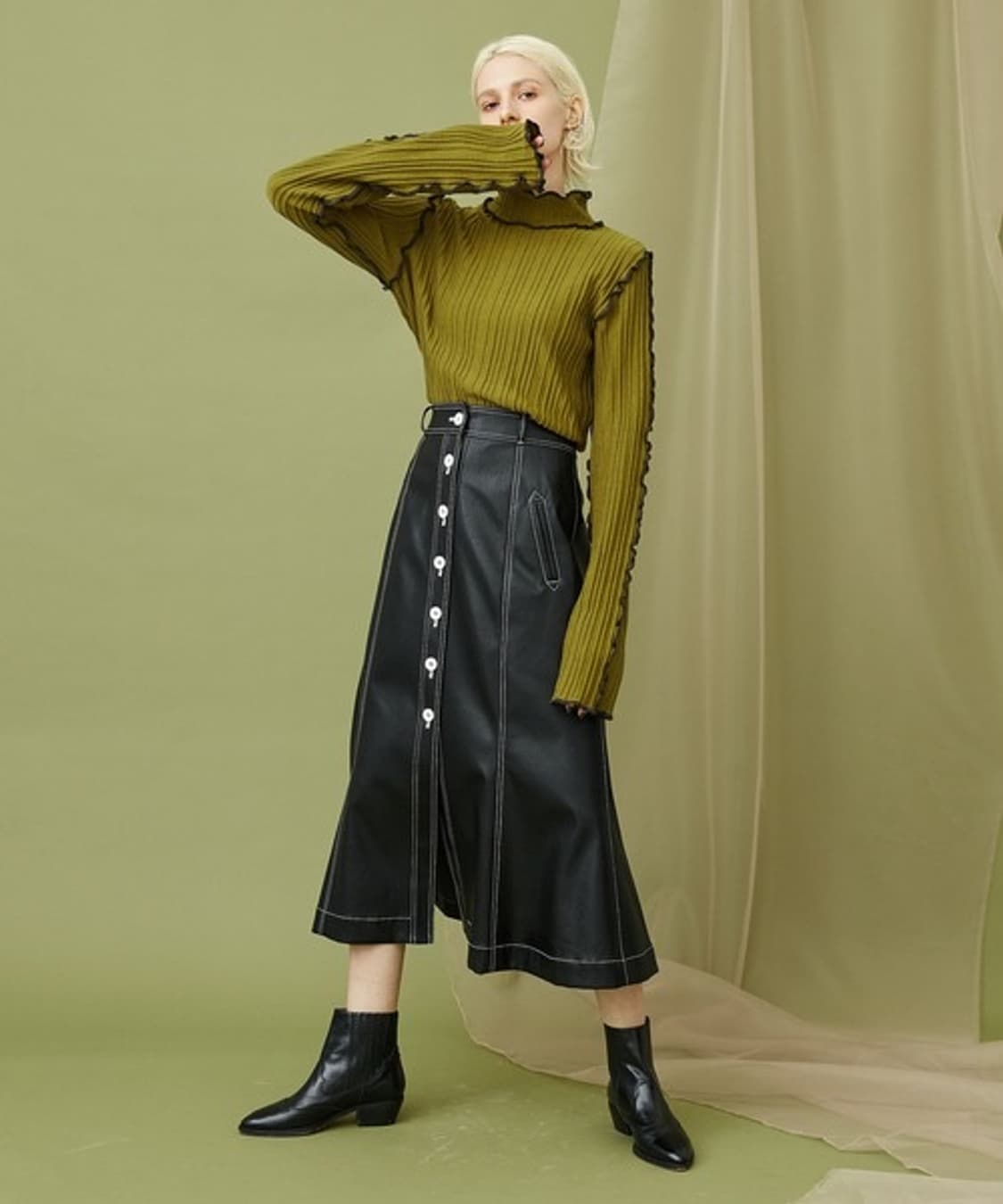 inella 리브 하이넥 니트 상품이미지5