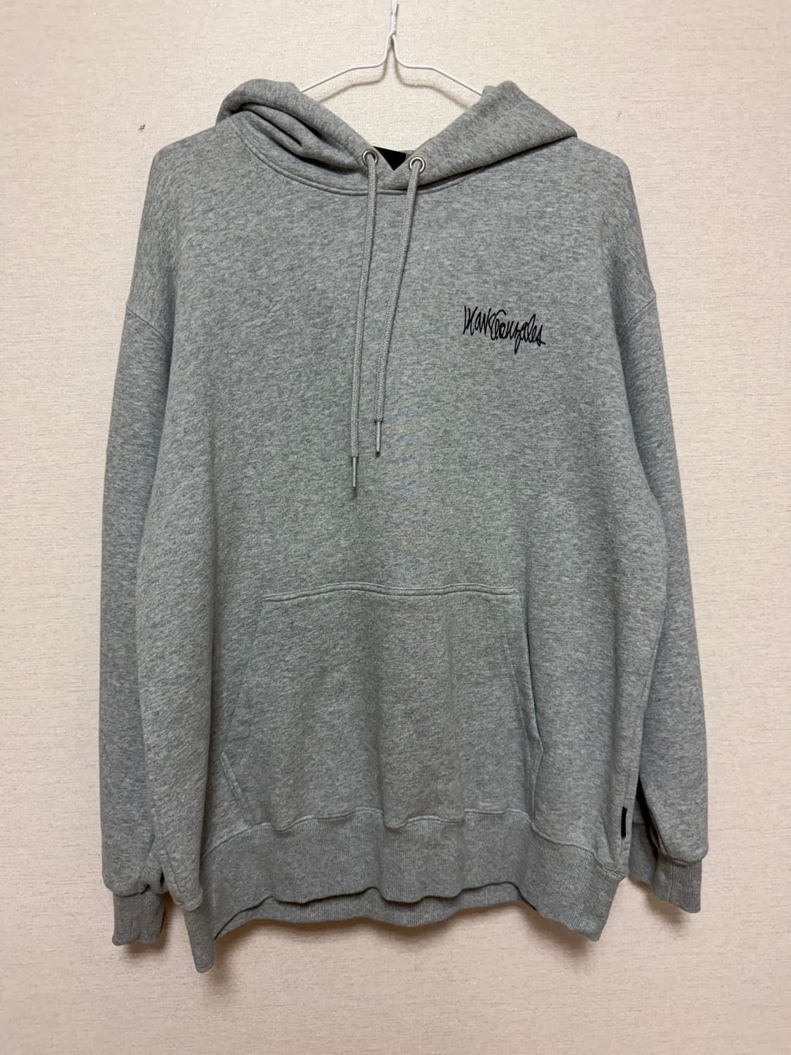 마크곤잘레스 후드티 판매합니다 상품이미지1