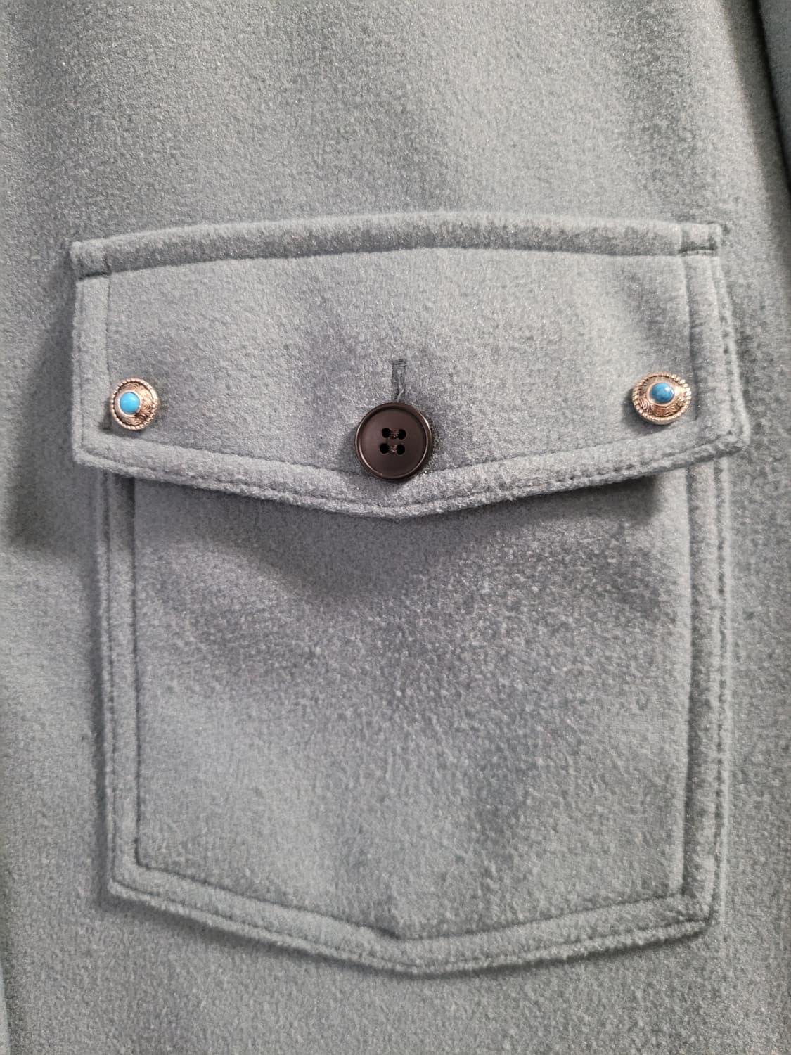 🏷️ 웨스턴 무드와 여유로운 실루엣 – H&M 콘초 디테일 오버셔츠  상품이미지3