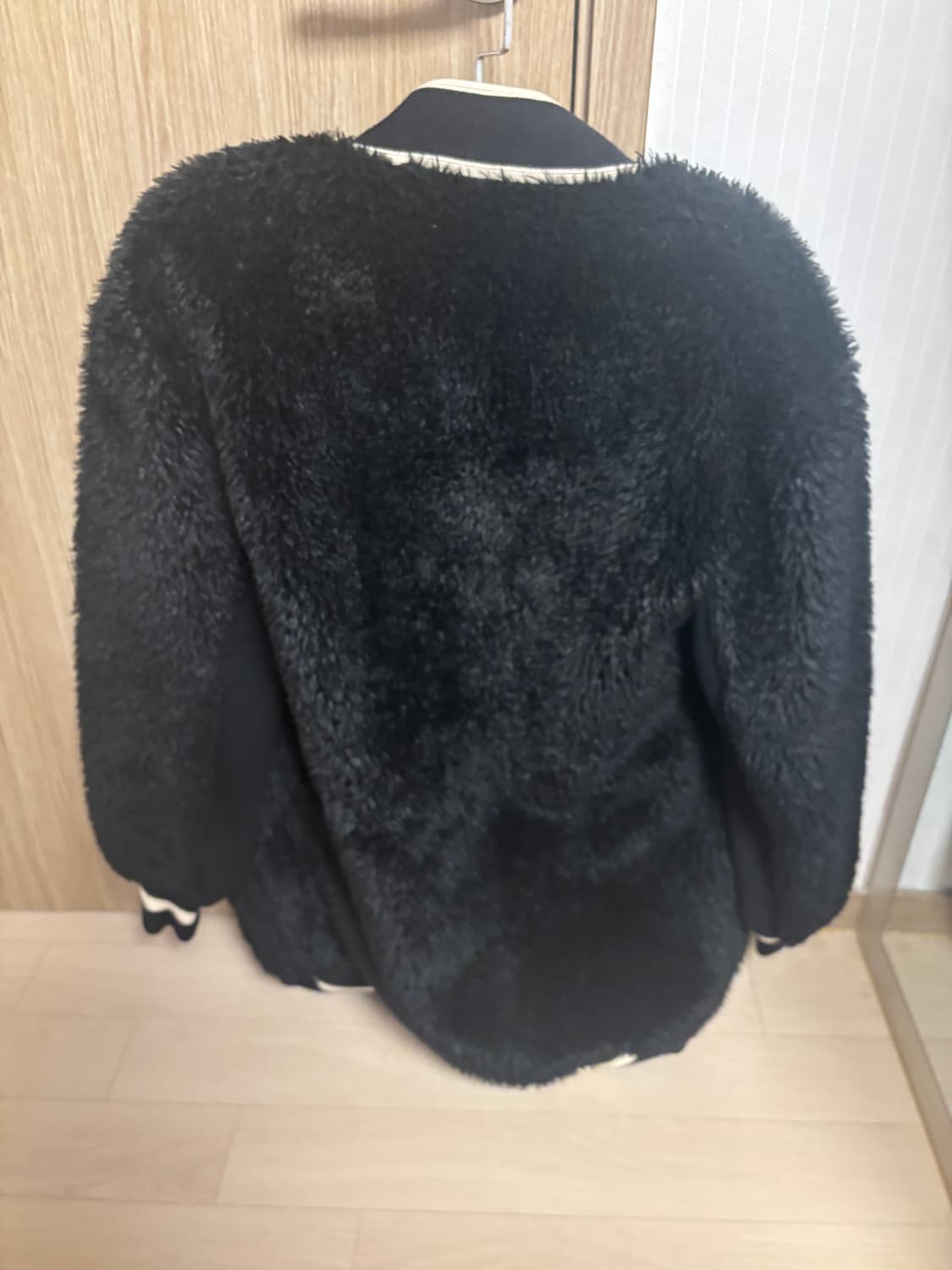 오프화이트 가디건 40 상품이미지2