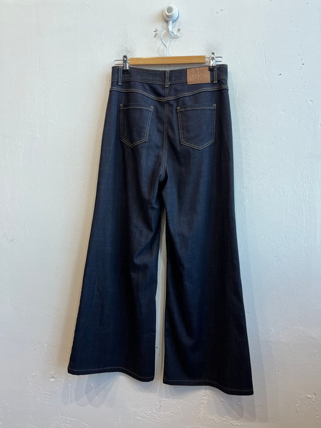 SANDRO 산드로 와이드 부츠컷 데님팬츠 우먼즈 상품이미지1