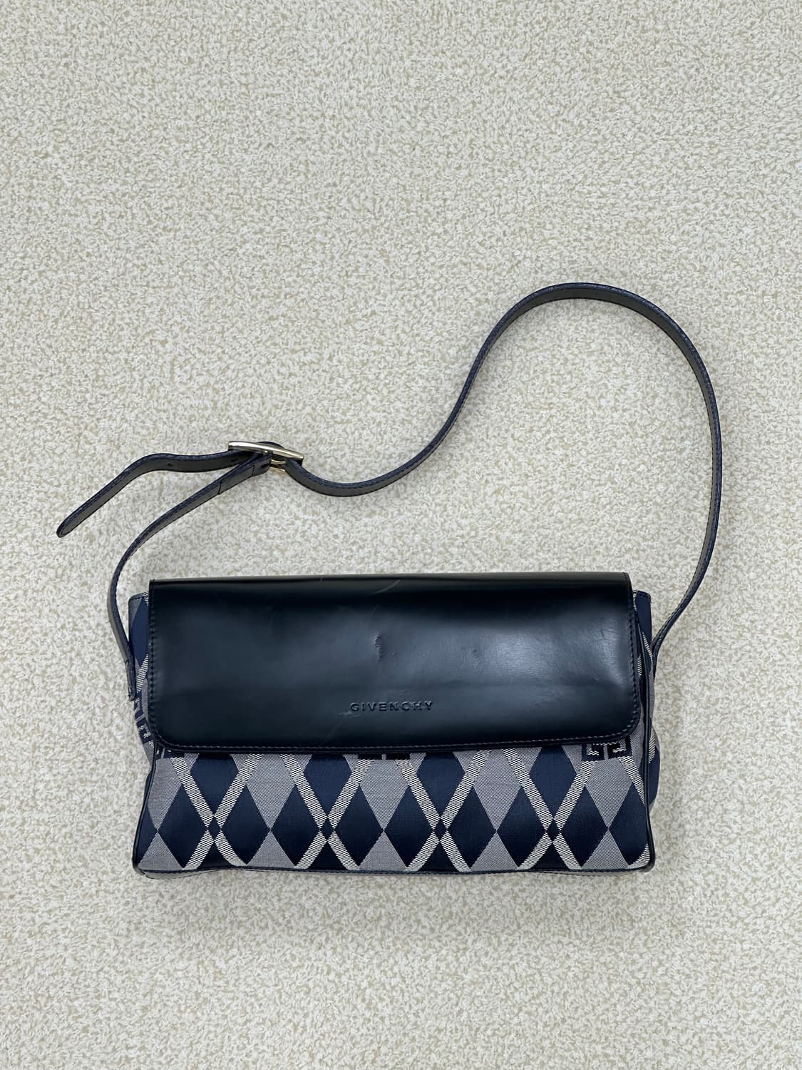 지방시 숄더백 상품이미지1