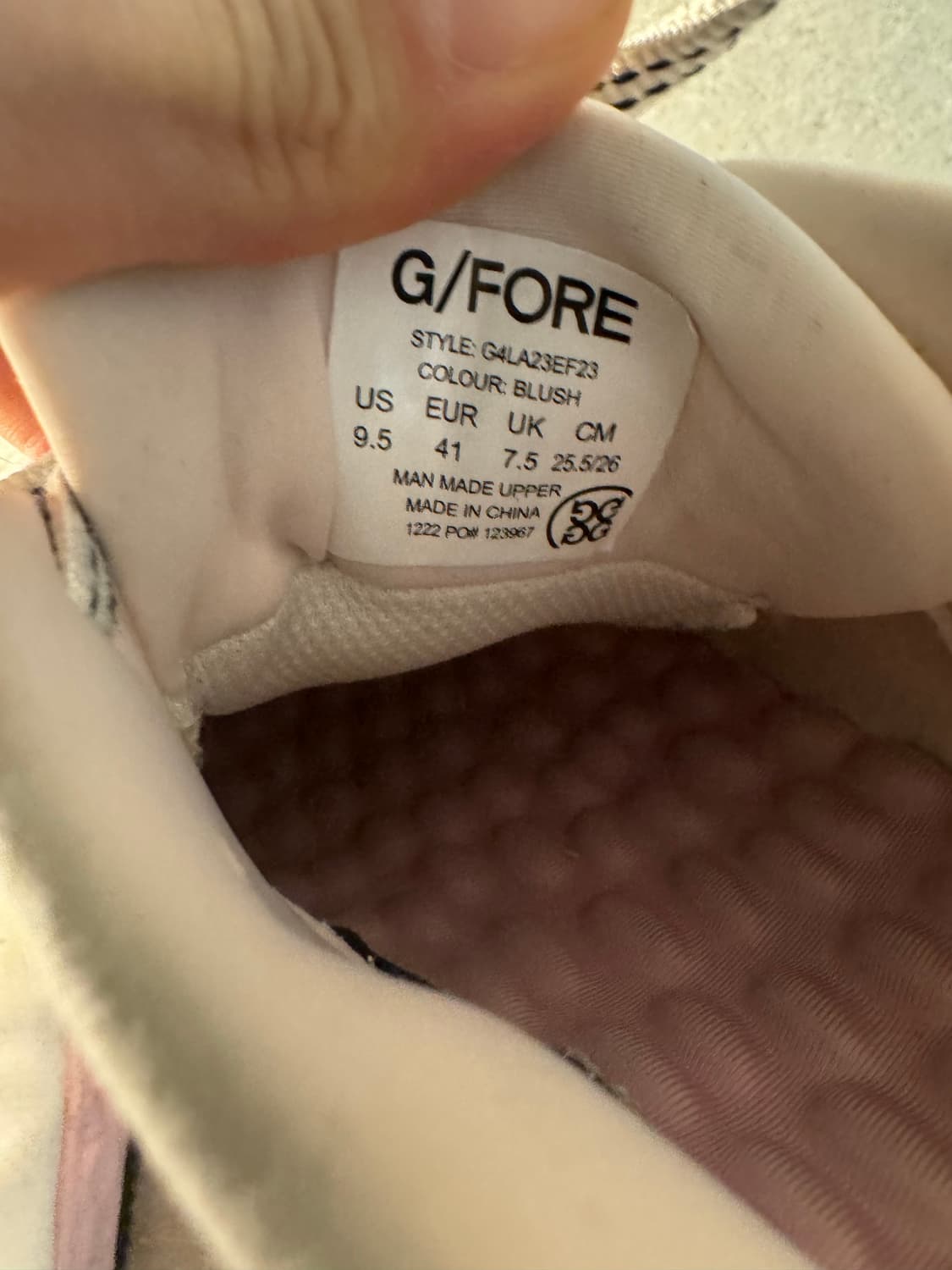 지포어 458000원 정품 제품  us9.5 (260인사람이 신었어요)  상품이미지8