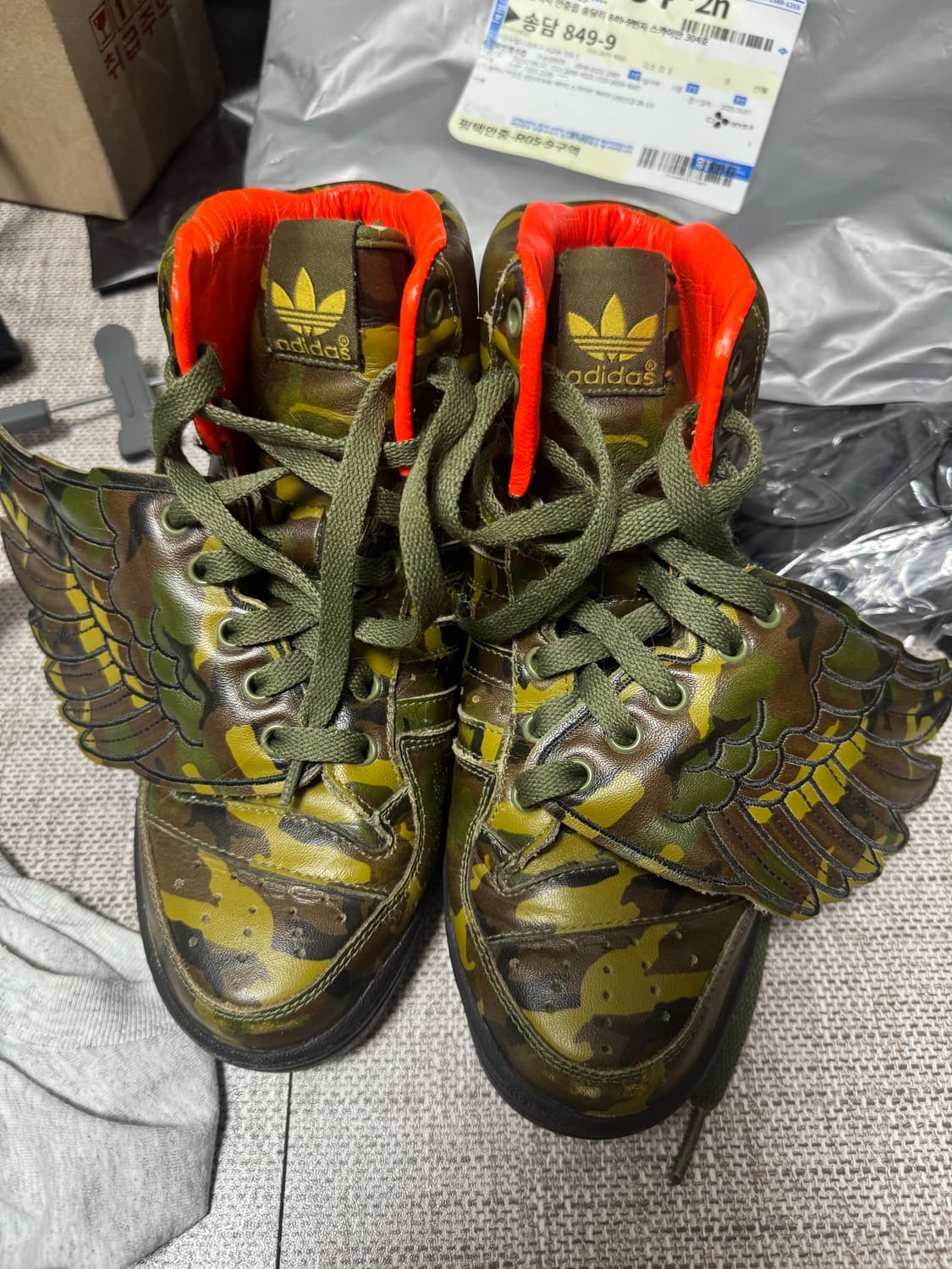 아디다스 제레미스캇 카모플라쥬 윙 (235황금 사이즈) 상품이미지1