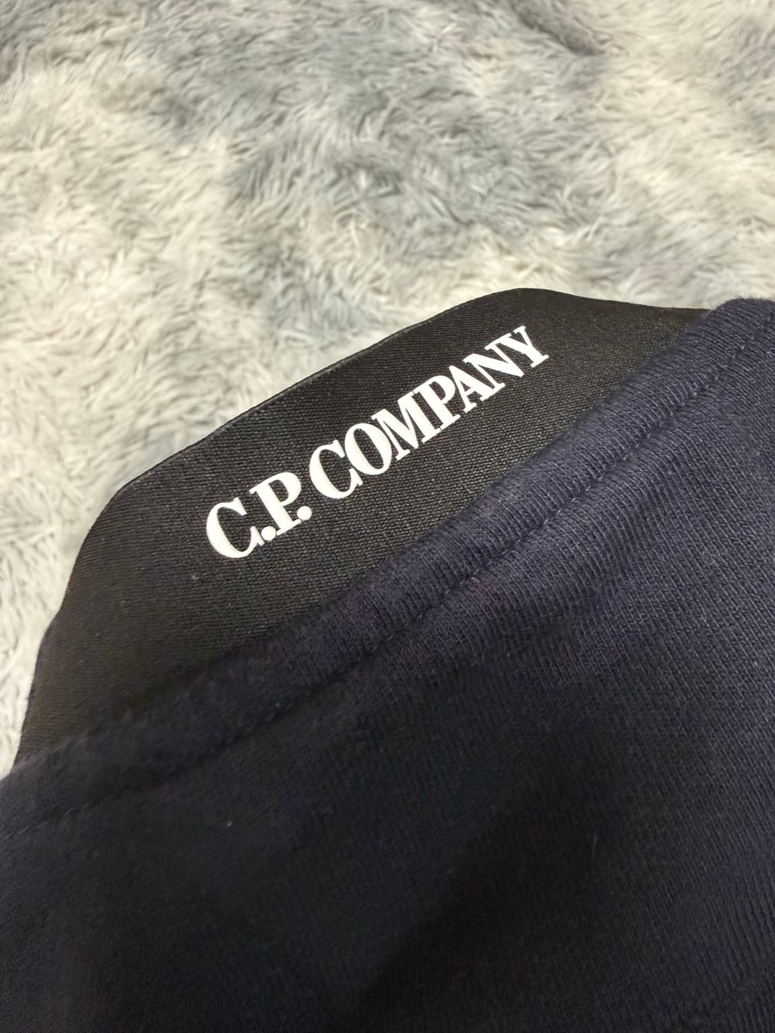 Cp컴퍼니 맨투맨 상품이미지5