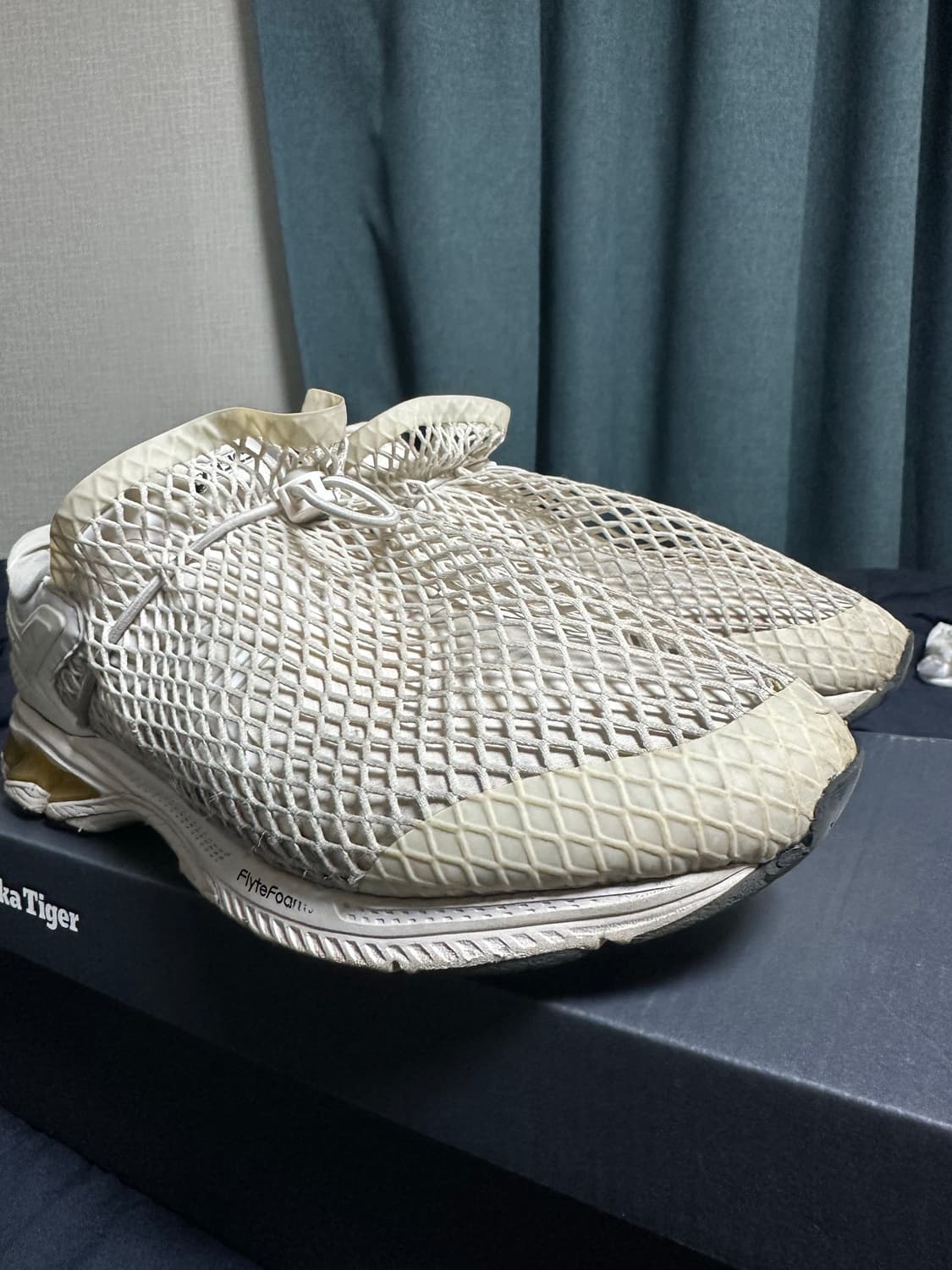 아식스 X 비비안 웨스트우드 젤 카야노 26 아이보리 색상 270mm 상품이미지6