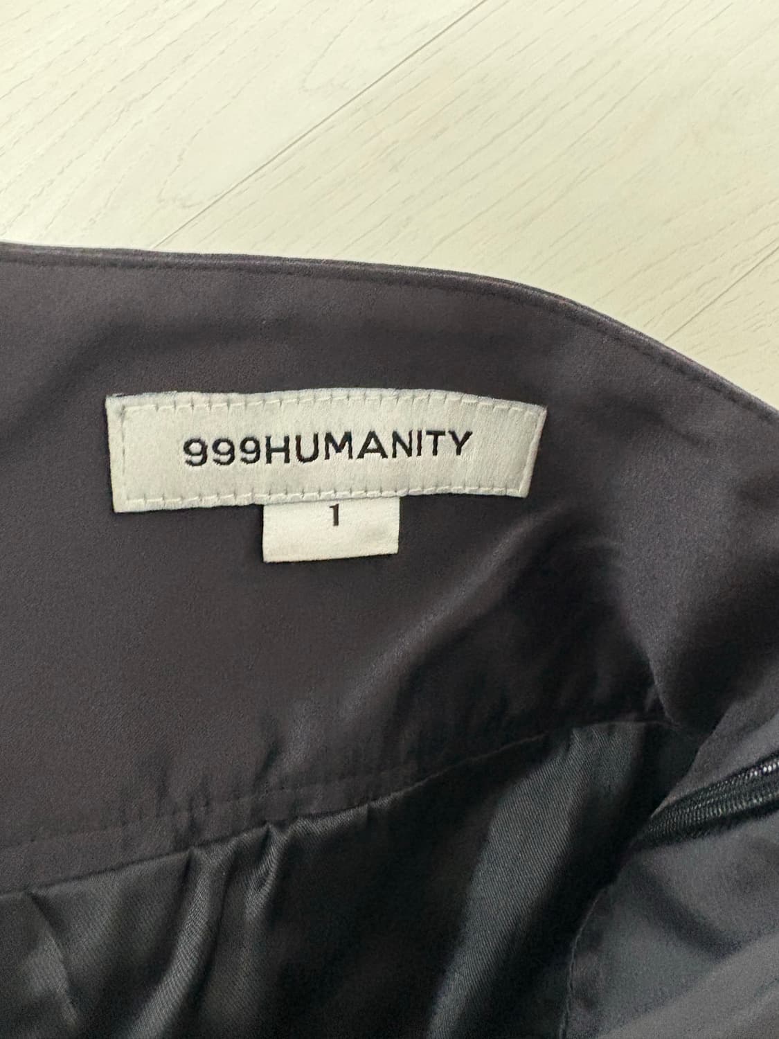 999휴머니티 새틴 러플 스커트 1(S) 사이즈 상품이미지3