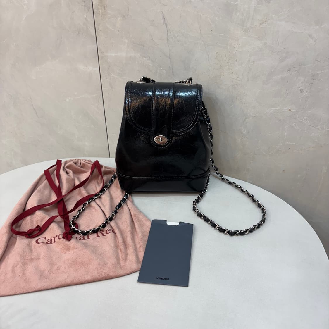 카디널 레드 하우아백 블랙 상품이미지1