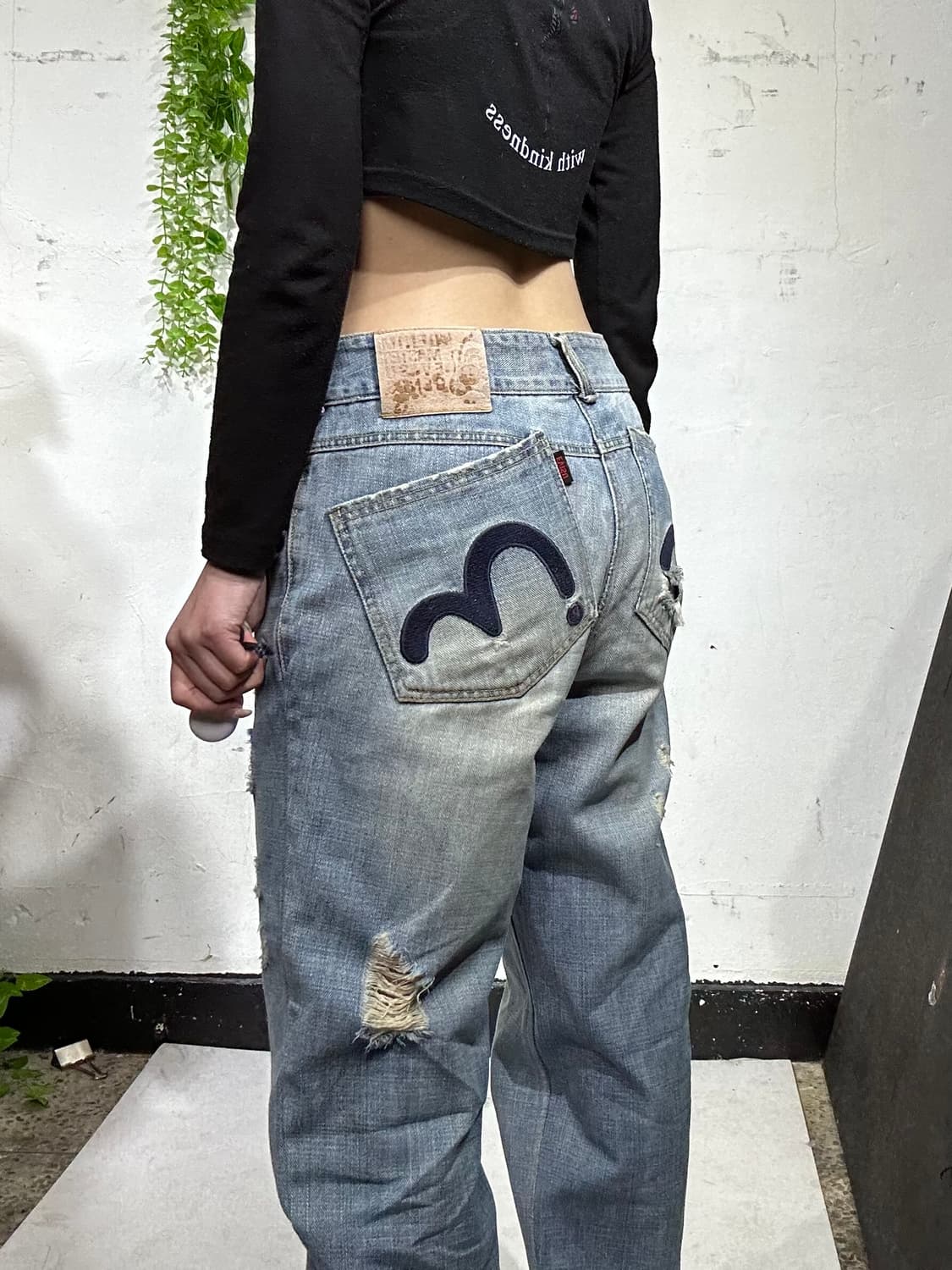 에비수 와이드 데미지 워싱 연청 데님 팬츠 자수 청바지 30 상품이미지4