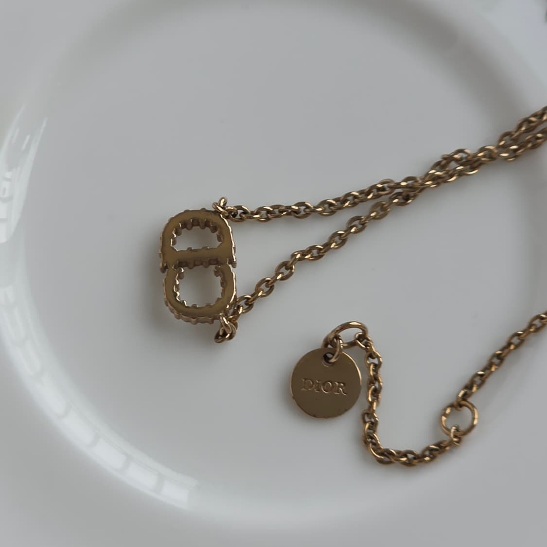  디올 금장 클레어디룬 미니cd 로고 목걸이 상품이미지7