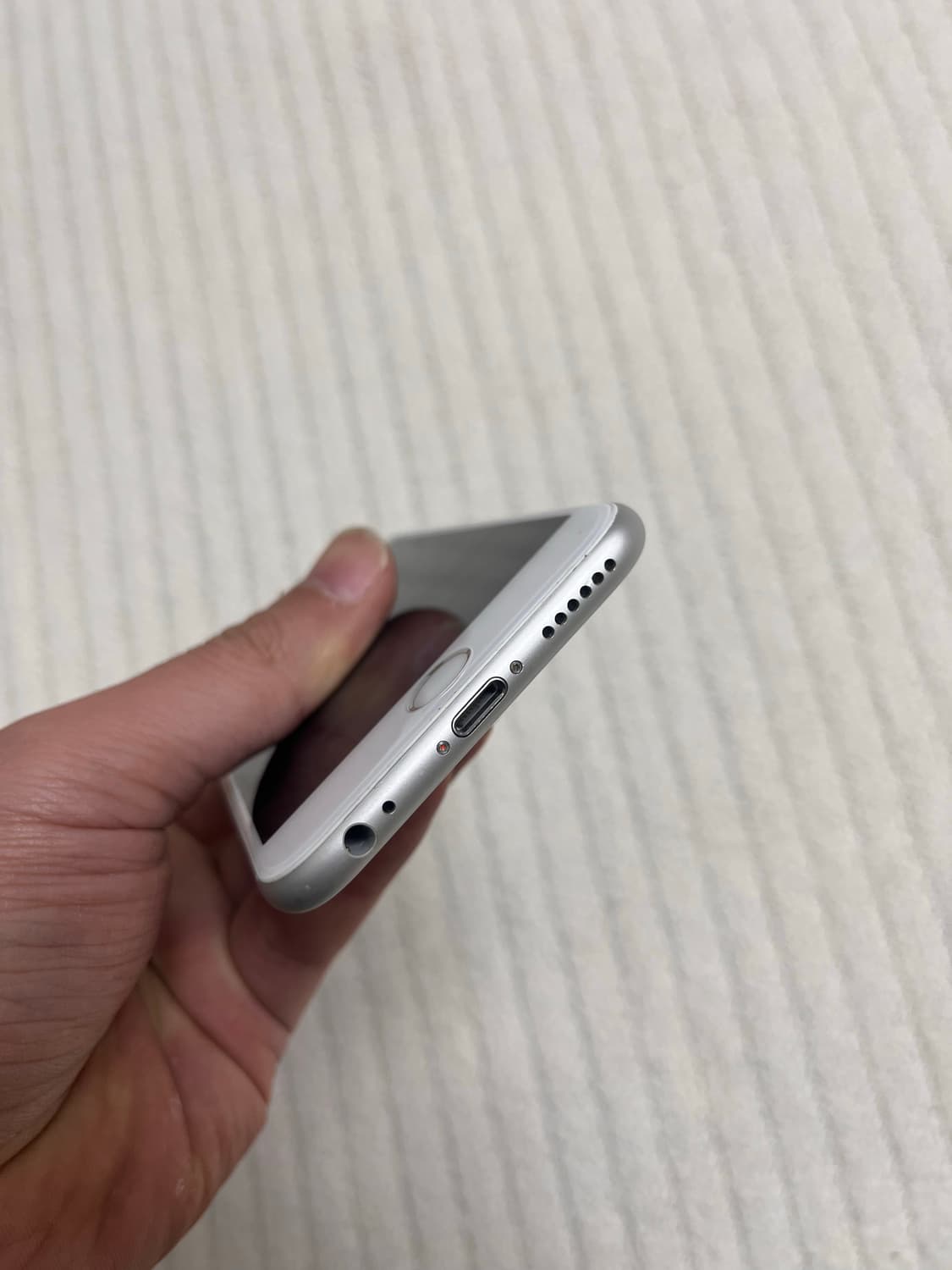 아이폰6s 실버 128GB 상태좋은 A급 상품이미지6