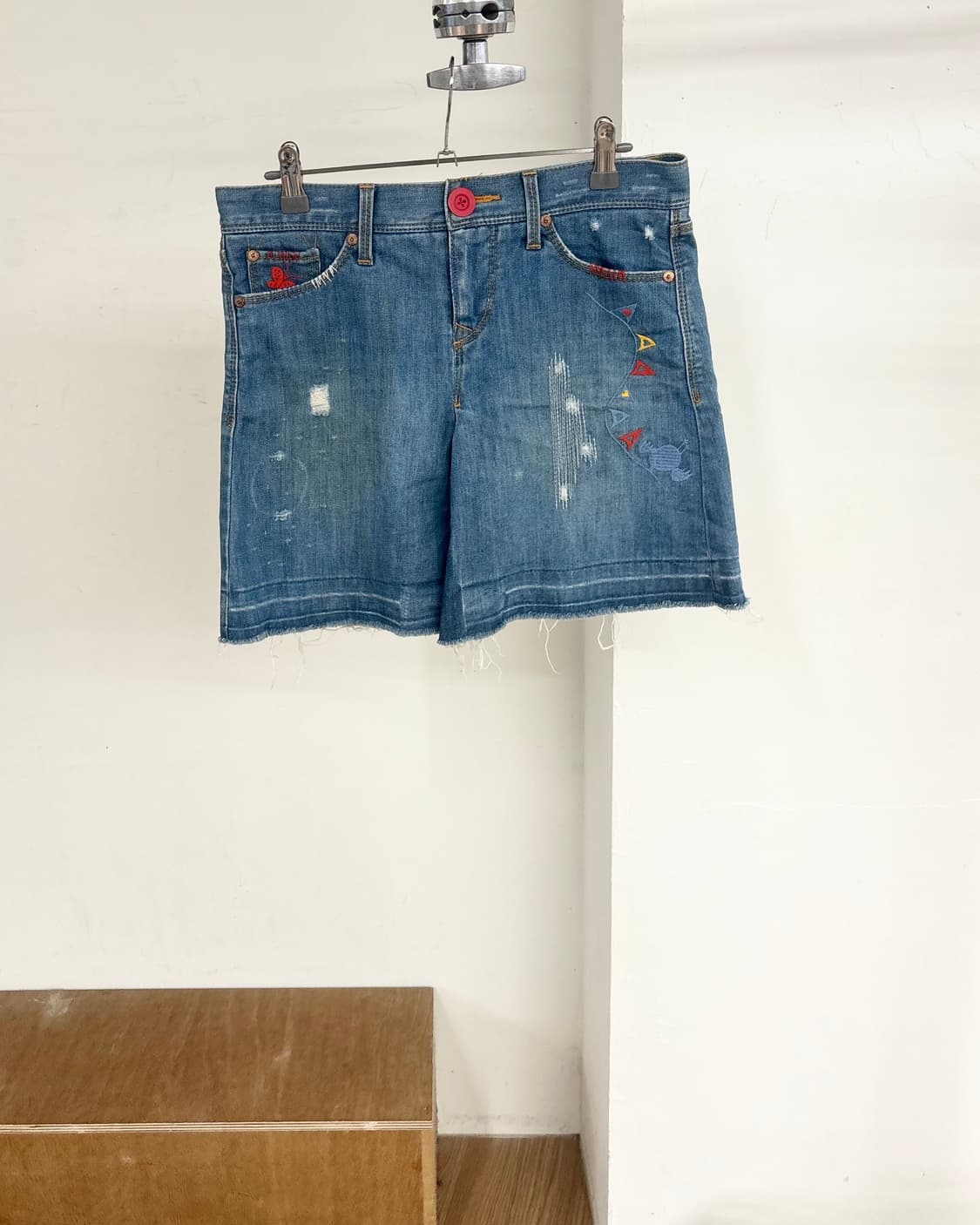 폴 스미스 핑크라벨 자수 데님 숏팬츠 상품이미지1