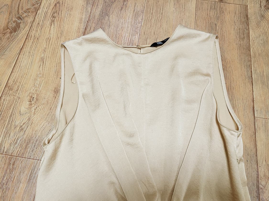 자라(ZARA) 트위스트 블라우스 55 상품이미지3