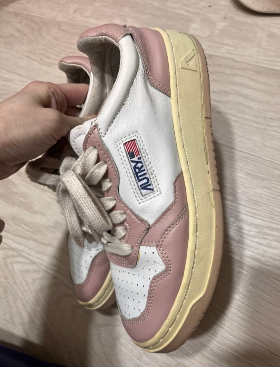 Autry 오트리 메달리스트 핑크 스니커즈 38 상품이미지4