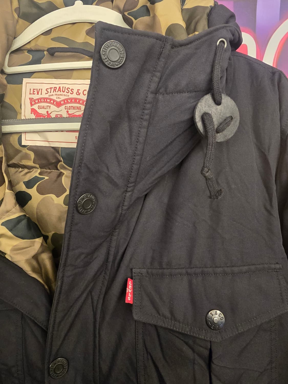 Levi's (리바이스) RDS 
다운패딩 상품이미지3