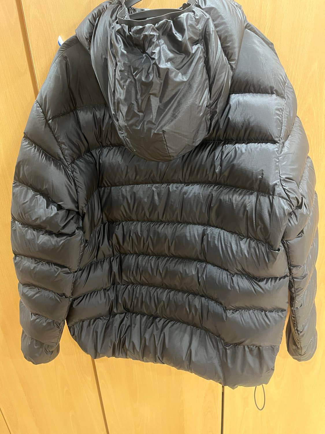 CP컴퍼니 패딩 상품이미지3