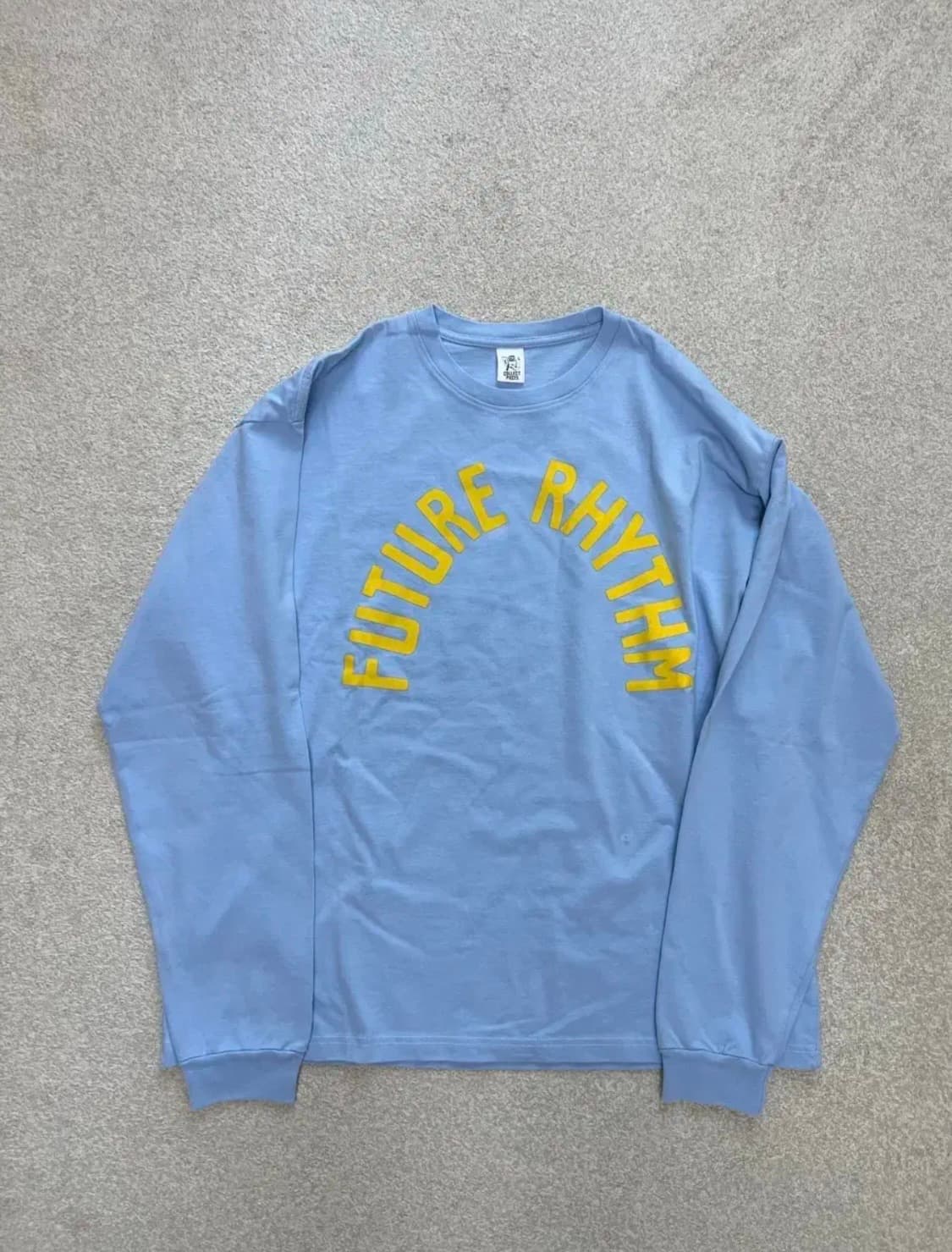 컬렉트피시스 롱슬리브 L 판매합니다. 상품이미지1