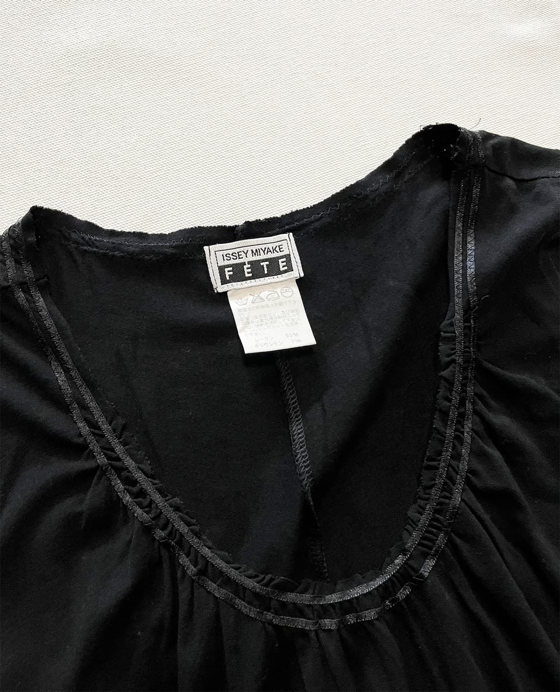 ISSEY MIYAKE FETE sleeveless 상품이미지5