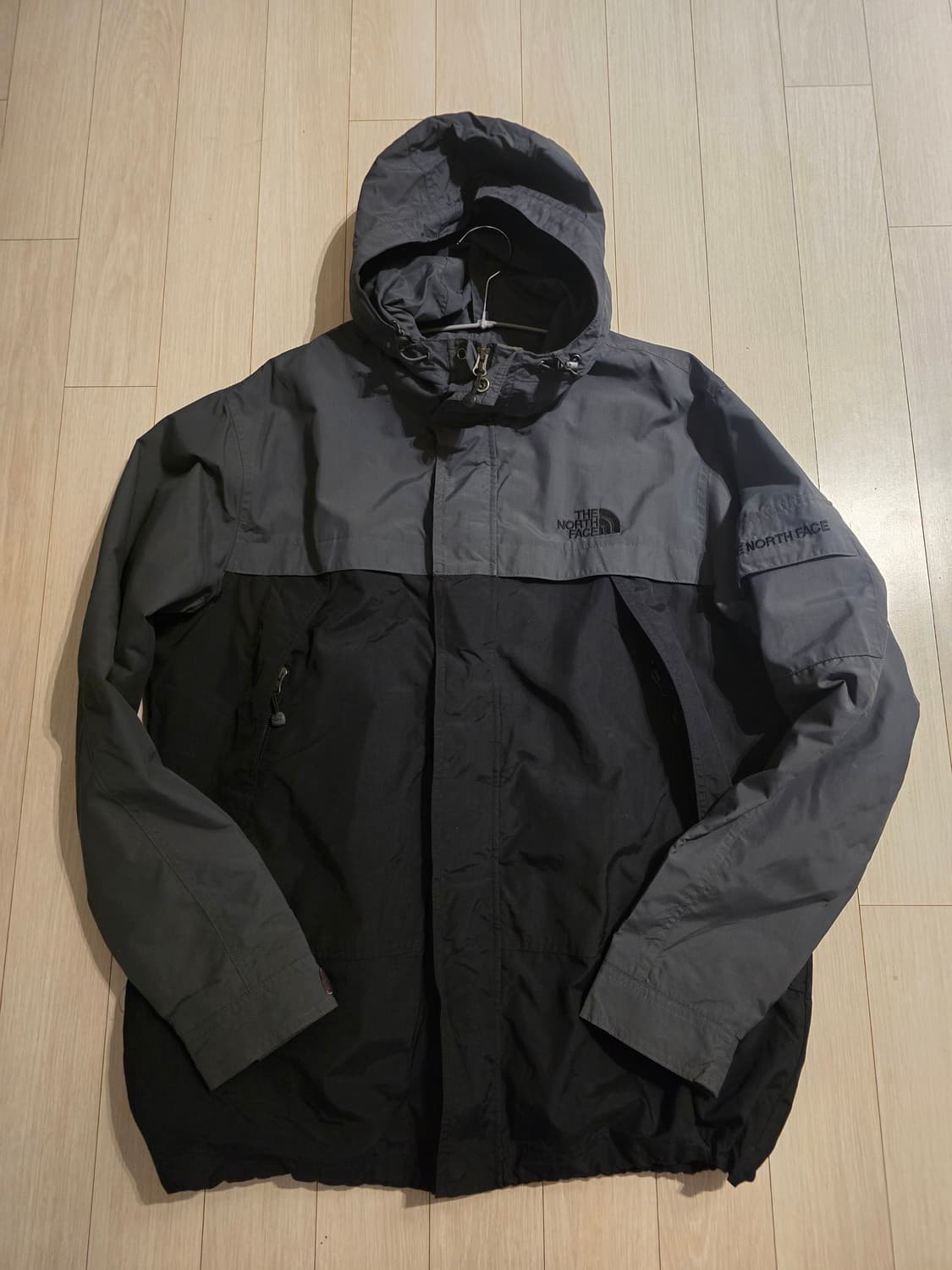 노스페이스 화이트라벨 바람막이 L 상품이미지1