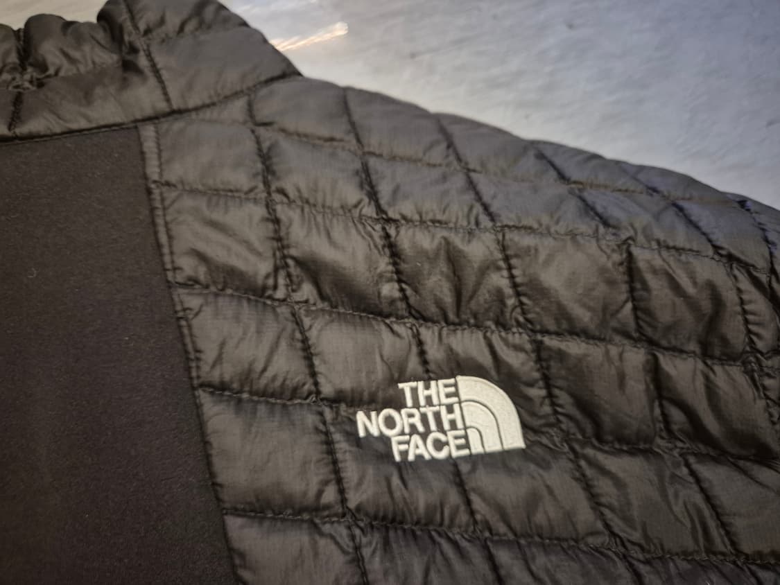 노스페이스 하이브리드 써머볼 경량 패딩 상품이미지4