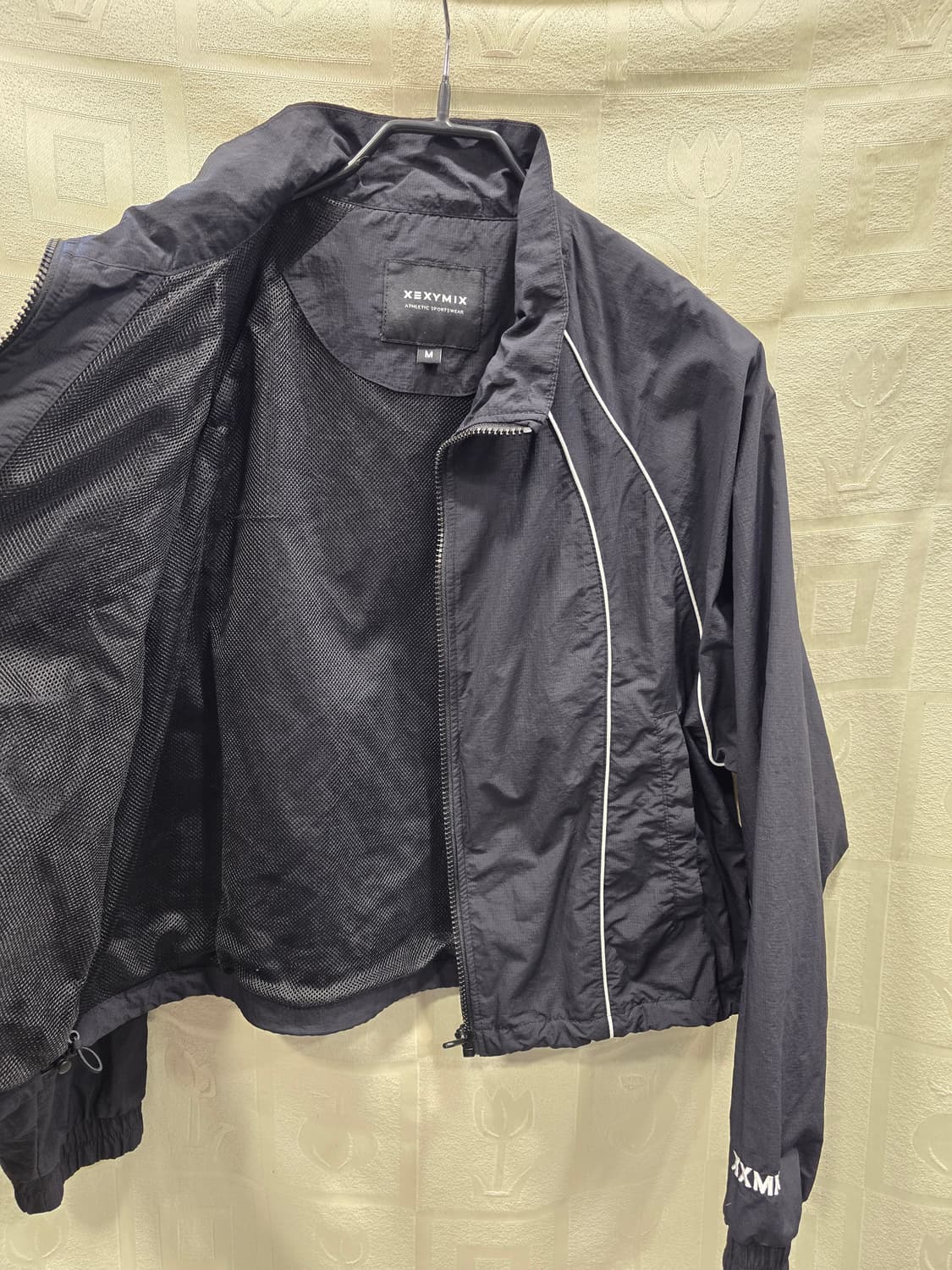 젝시믹스 우븐 파이핑 바람막이 크롭 자켓 M(66) 상품이미지6