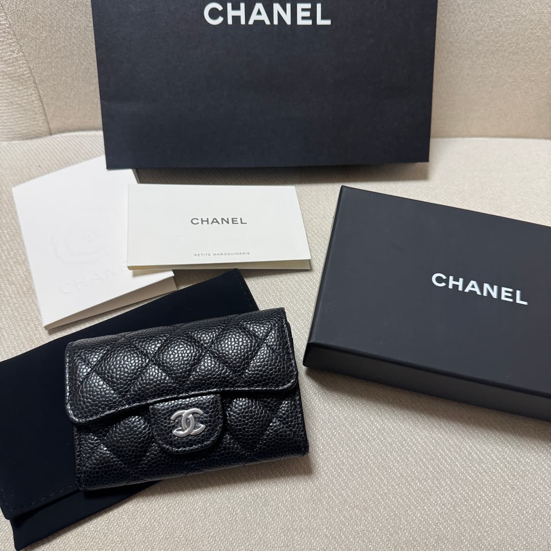 샤넬 클래식 똑딱이 카드지갑 은장 내장칩 새제품 AP0214 상품이미지2