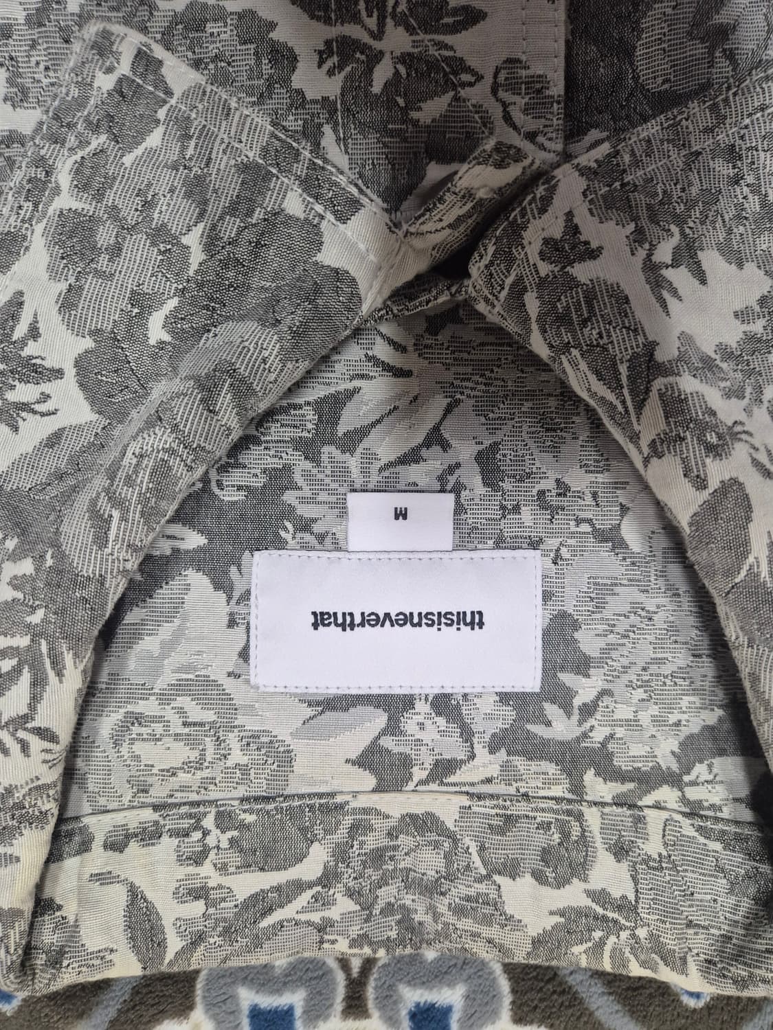 디스이즈네버댓 플라워 패턴 트러커 자켓 상품이미지3