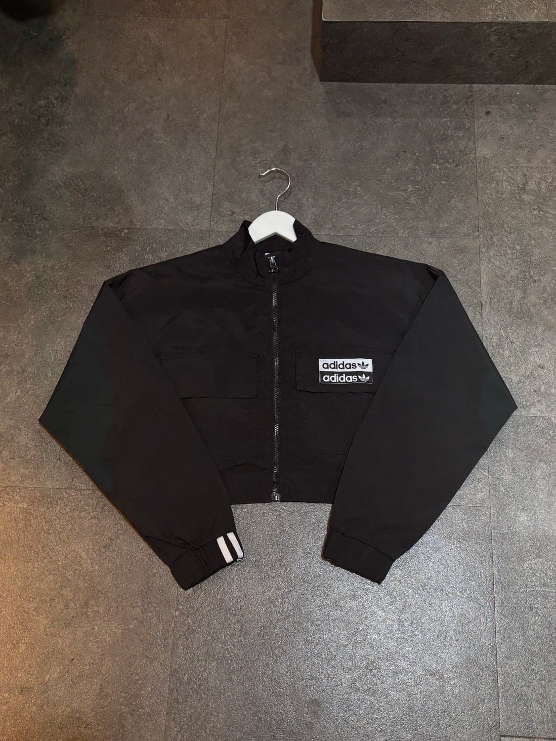 아디다스 여성 크롭 집업 자켓  상품이미지2