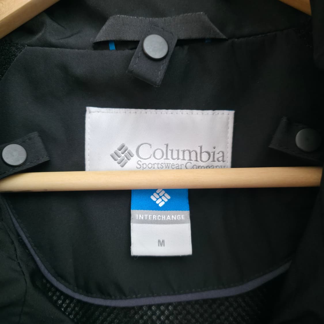 [M] 컬럼비아 블랙 바람막이 상품이미지5