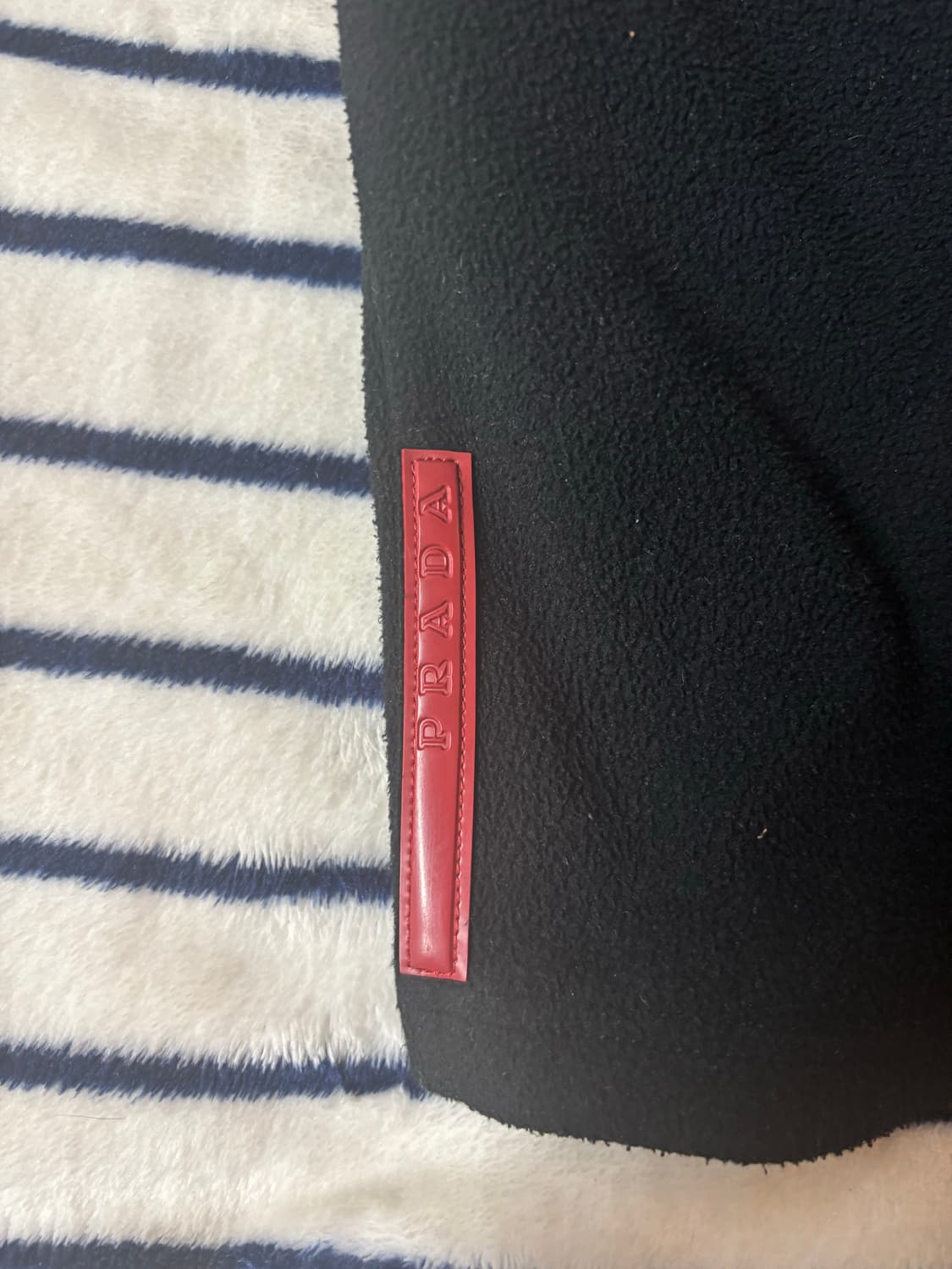 프라다 스포츠 후리스 집업 니트 상품이미지2