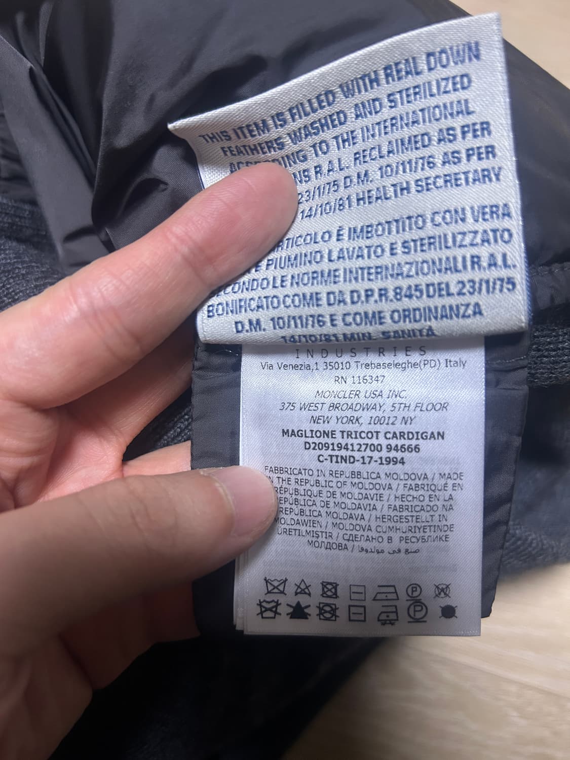 [새상품급, L] 몽클레어 트리콧 니트패딩 그레이 상품이미지5