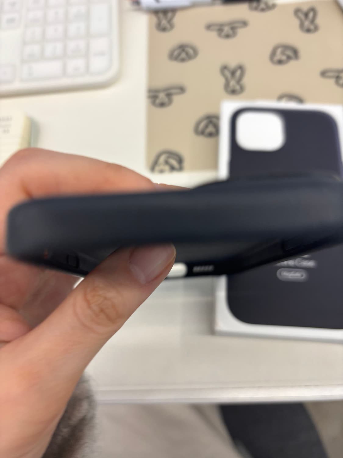 아이폰15 정품 실리콘 케이스 상품이미지7