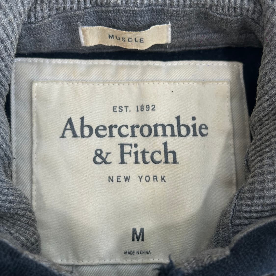 Abrcrombie 아베크롬비 스펠아웃로고 네이비 후드집업 상품이미지7