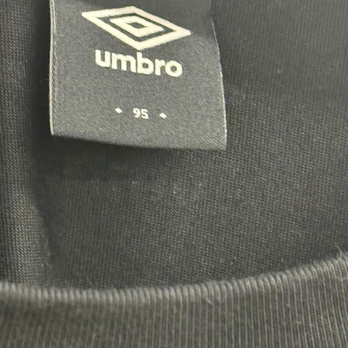 엄브로 블랙 반팔 티셔츠 (95) 상품이미지2