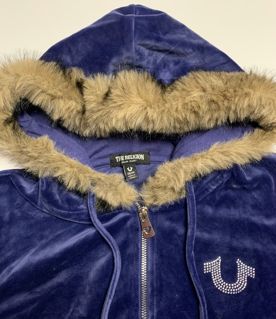 [새제품] 트루 릴리전 퍼 트림 벨루아 셋업 상품이미지5