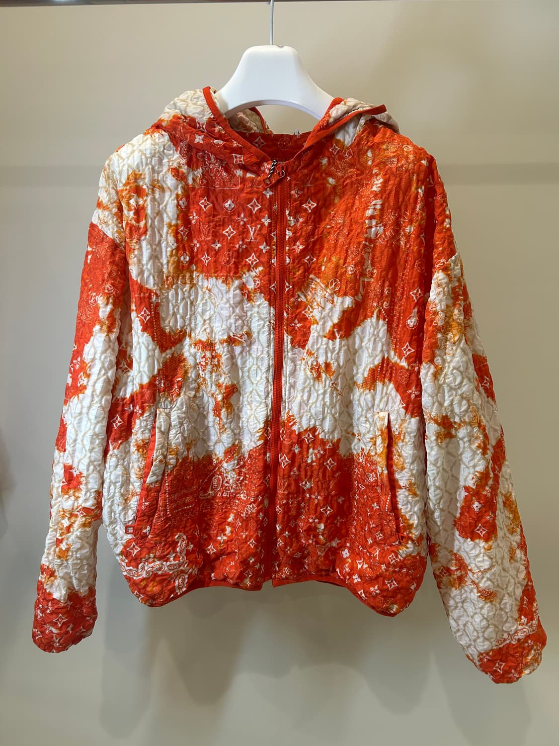 [정품/중고] 루이비통 반다나 바람막이 상품이미지1