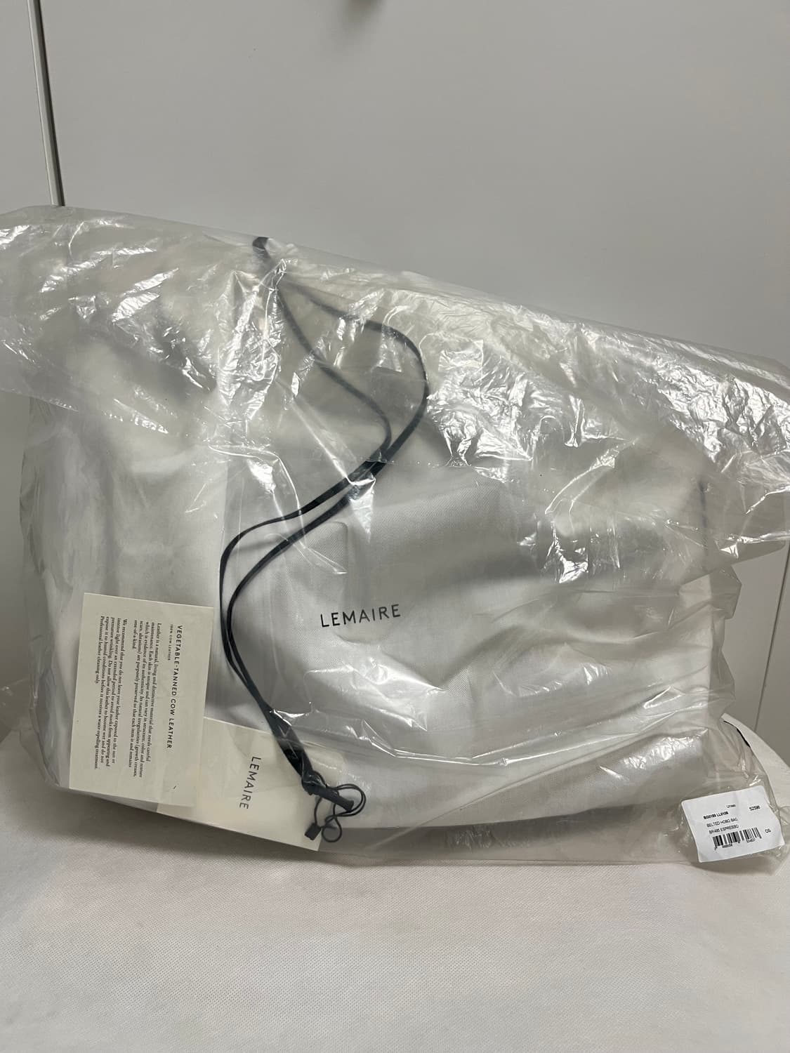 르메르 25fw 벨티드 호보 백/에스프레소 상품이미지6