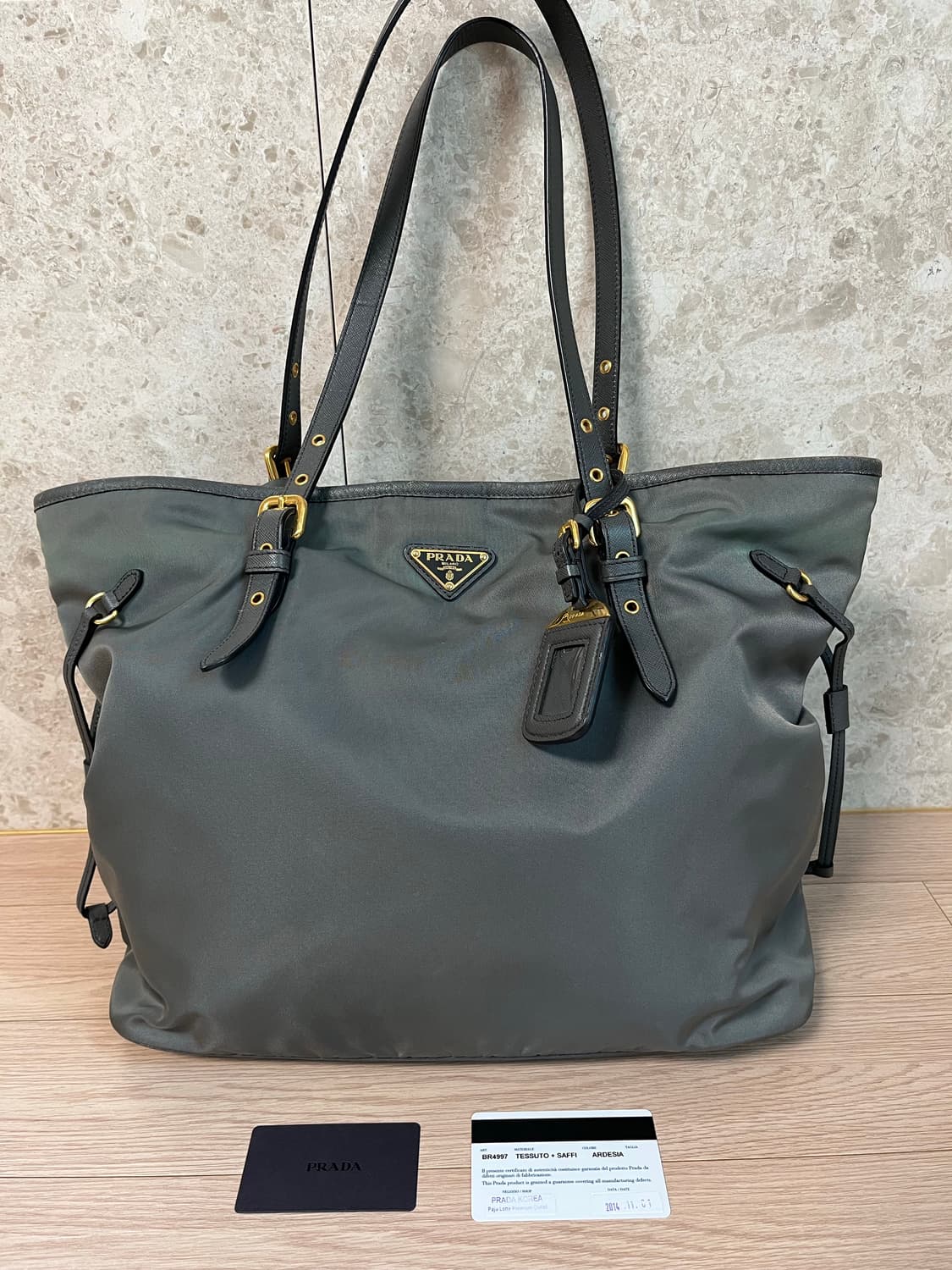 프라다 포코노 토트백 (그레이) 정품 보증서 있음 상품이미지5