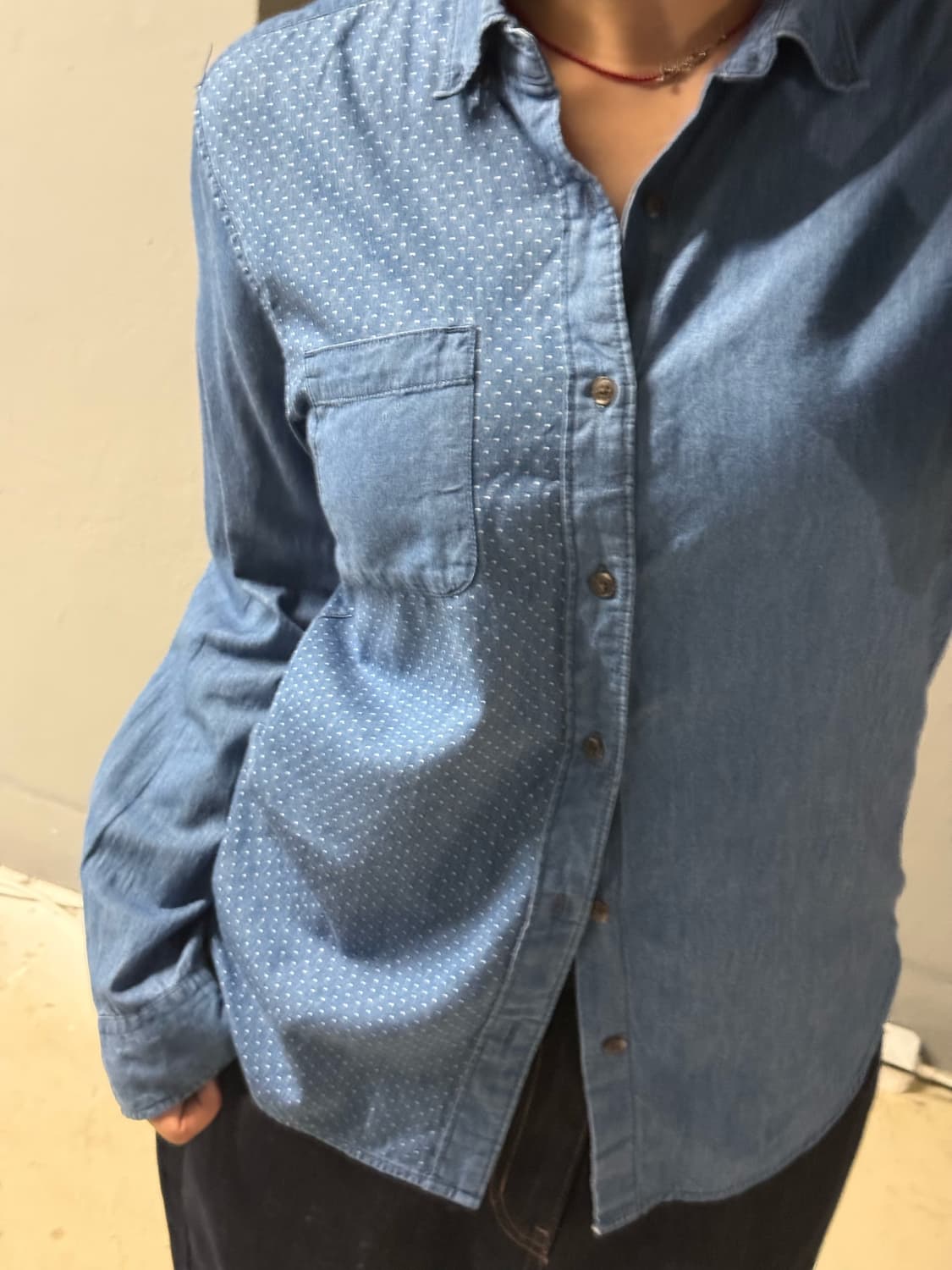dot pattern pocket denim shirt 상품이미지2