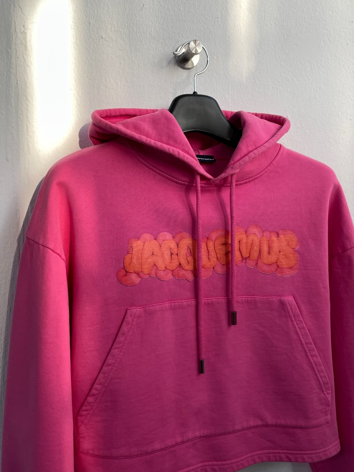 자크뮈스 모델러 클레이 로고 후디 상품이미지2