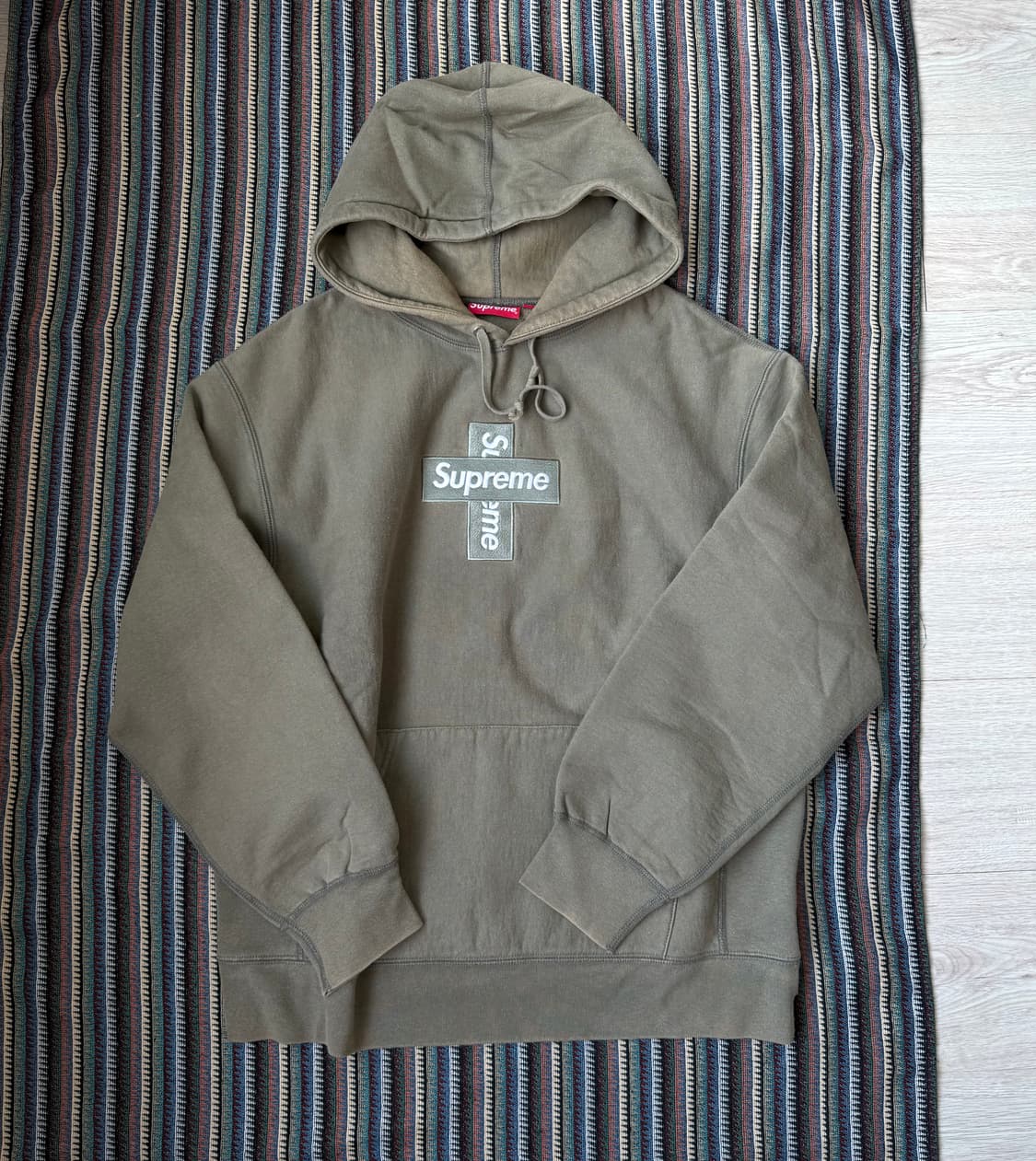 슈프림 크로스 박스로고 후드티 상품이미지2