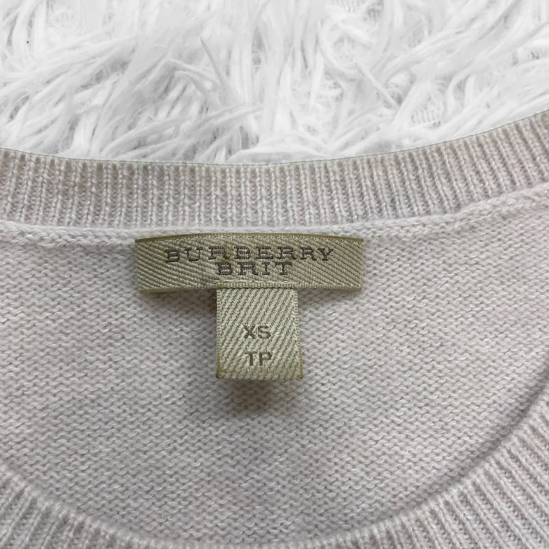버버리 Burberry 캐시미어 니트 라일락 상품이미지5