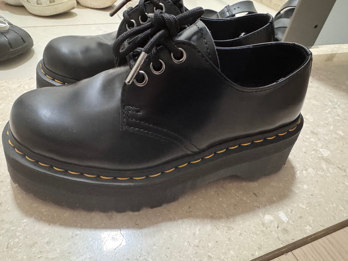 닥터마틴 1461 쿼드 블랙 230 상품이미지3